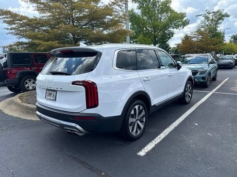 Certified 2022 Kia Telluride EX w/ EX Premium Package FWD image 5