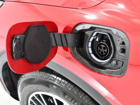 New 2026 Ford Escape SE w/ PHEV Premium Package image 23