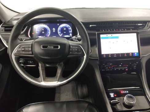 Used 2023 Jeep Grand Cherokee Limited AWD/4WD image 22