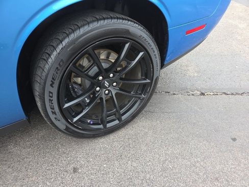 Used 2019 Dodge Challenger R/T Scat Pack w/ T/A Package image 12