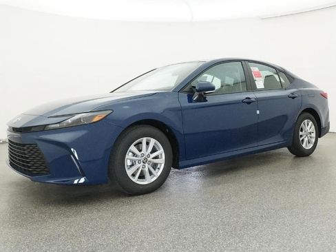 New 2026 Toyota Camry LE image 31
