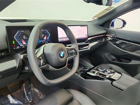 Used 2026 BMW 530i image 18