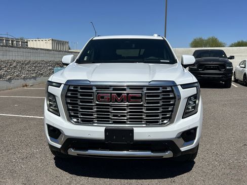 Certified 2025 GMC Yukon Denali AWD/4WD image 7