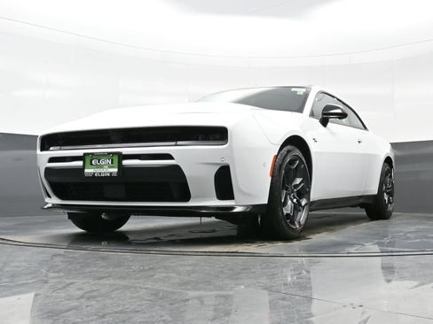 New 2026 Dodge Charger R/T AWD/4WD image 14