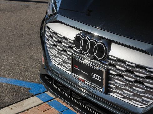 Certified 2024 Audi Q8 e-tron Premium Plus image 13