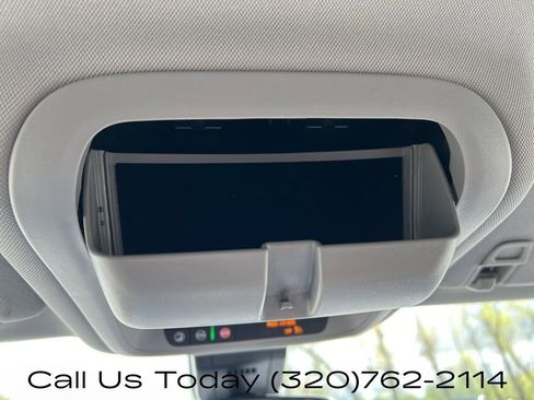 Certified 2024 Chevrolet Equinox LT AWD/4WD image 32