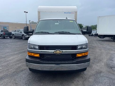 New 2025 Chevrolet Express 3500 Work Van w/ Power Convenience Package image 11