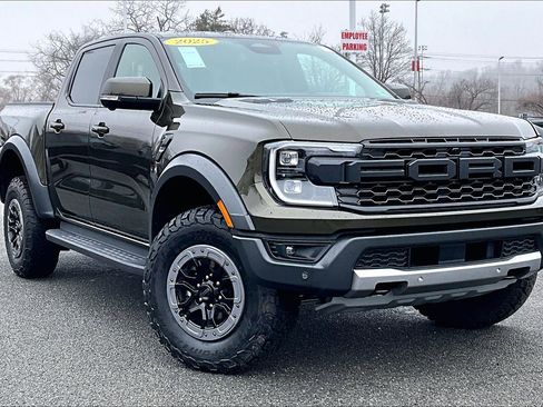 Used 2025 Ford Ranger Raptor image 2