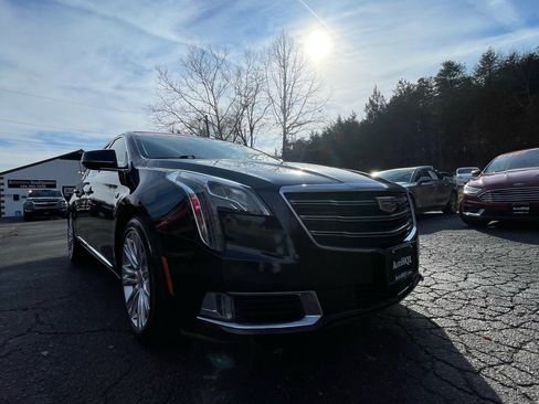 Used 2018 Cadillac XTS Luxury image 13
