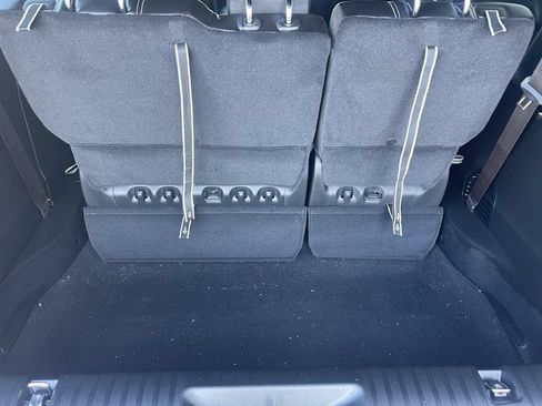 New 2026 Chrysler Pacifica Select FWD image 23
