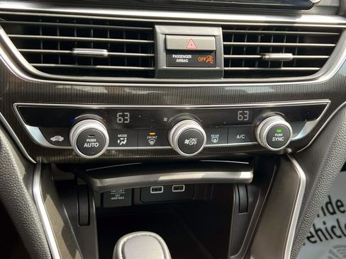 Certified 2022 Honda Accord Sport image 29