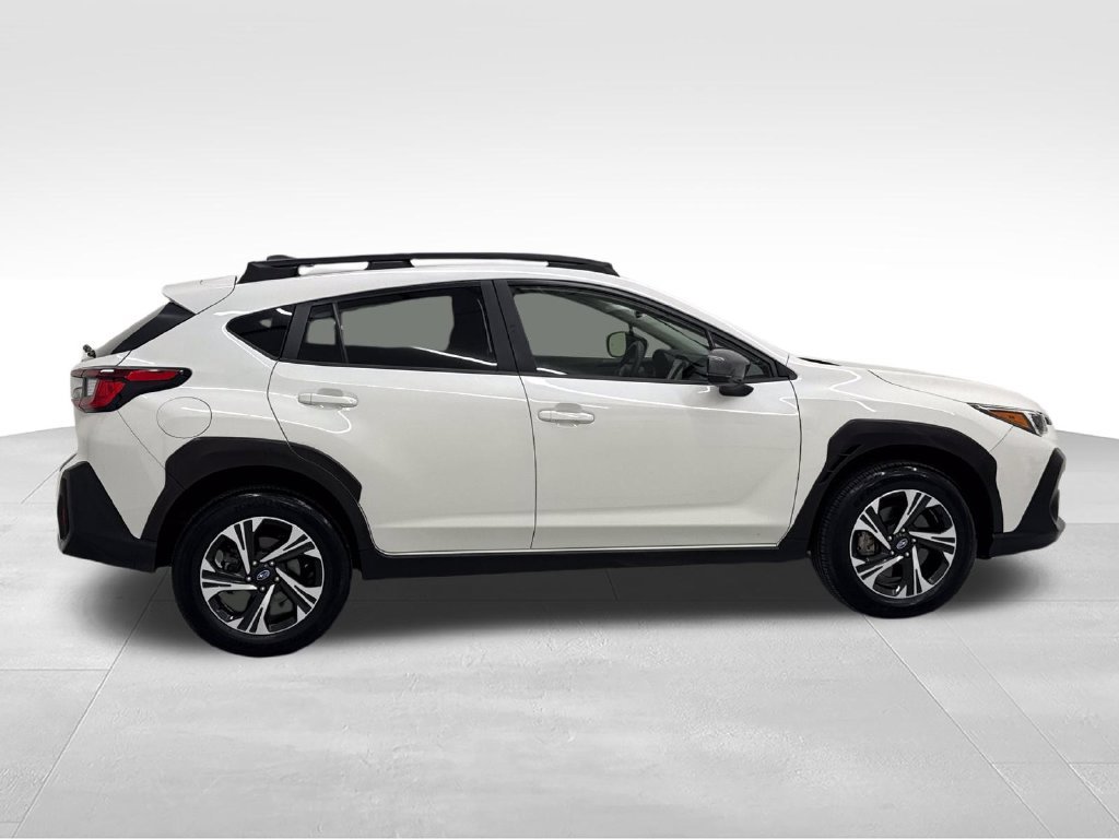 Used 2024 Subaru Crosstrek 2.0i Premium w/ Crosstrek Mirror Package AWD/4WD image 8
