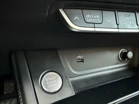 Used 2022 Audi A5 2.0T Premium Plus w/ Premium Plus image 31