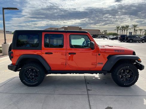 Used 2023 Jeep Wrangler Unlimited AWD/4WD image 7