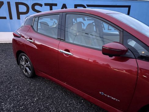 Used 2019 Nissan Leaf SL w/ SL Technology Package image 11