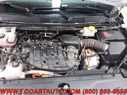 Used 2018 Chrysler Pacifica Touring-L image 9