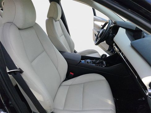Used 2023 MAZDA MAZDA3 s image 12