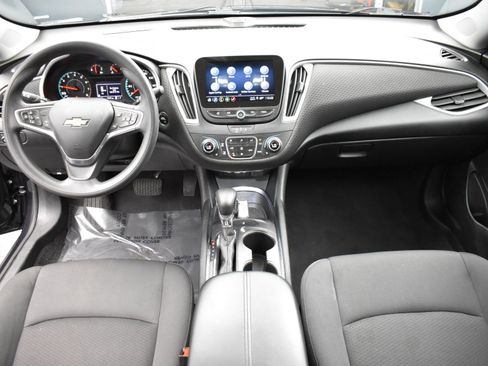 Used 2023 Chevrolet Malibu LT image 13