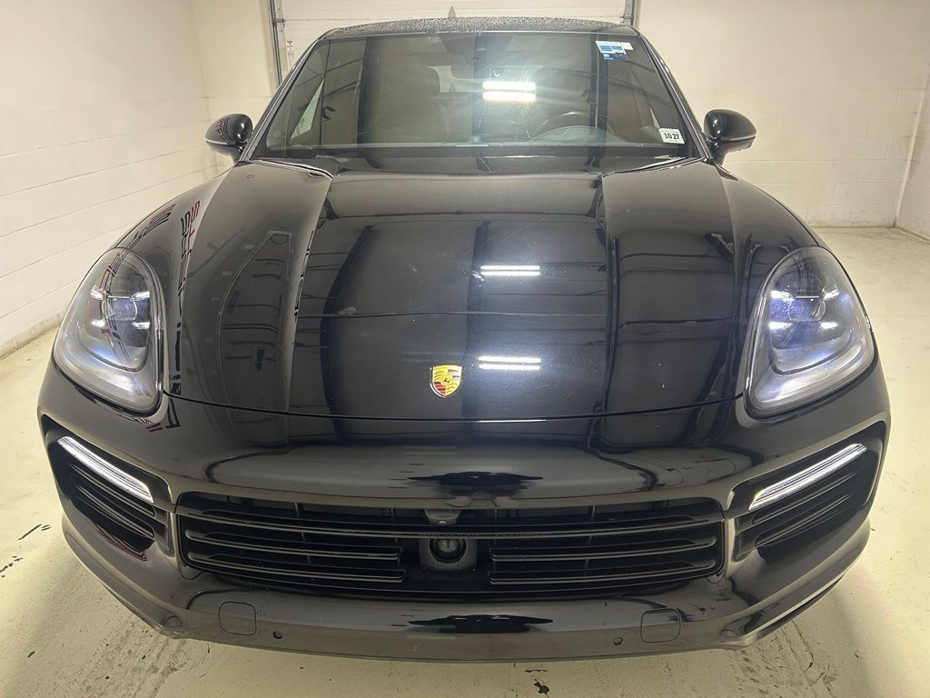 Used 2022 Porsche Cayenne Coupe AWD/4WD image 9
