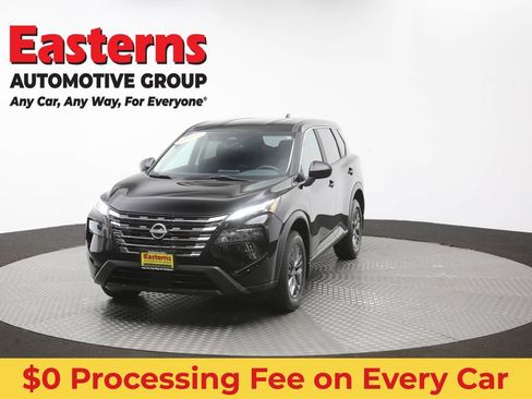 Used 2024 Nissan Rogue S AWD/4WD image 54