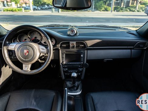 Used 2009 Porsche 911 Carrera S image 27