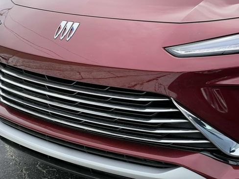 Used 2025 Buick Envista Preferred w/ Convenience I Package image 9