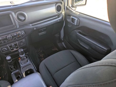 Used 2023 Jeep Wrangler Unlimited Sport AWD/4WD image 15