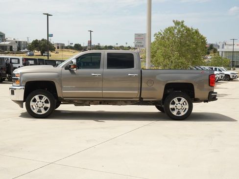 Used 2017 Chevrolet Silverado 2500 LTZ w/ Duramax Plus Package AWD/4WD image 2