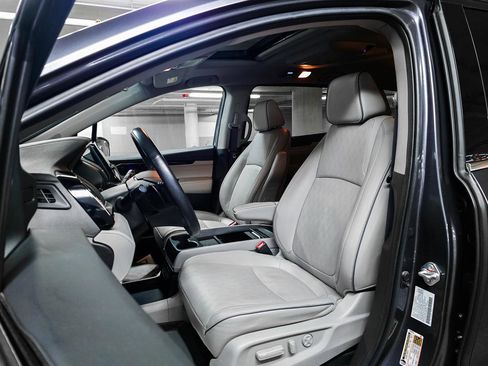 Certified 2023 Honda Odyssey Elite image 22