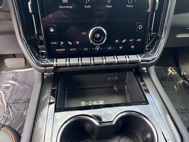 New 2026 GMC Yukon XL AT4 w/ AT4 Premium Plus Package AWD/4WD image 30