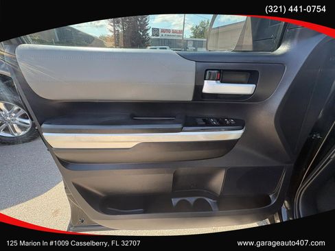Used 2014 Toyota Tundra Limited w/ Limited Premium Package RWD image 10