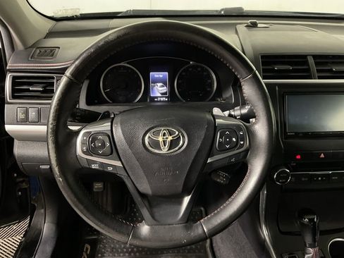 Used 2015 Toyota Camry XSE w/ Moonroof Package image 23