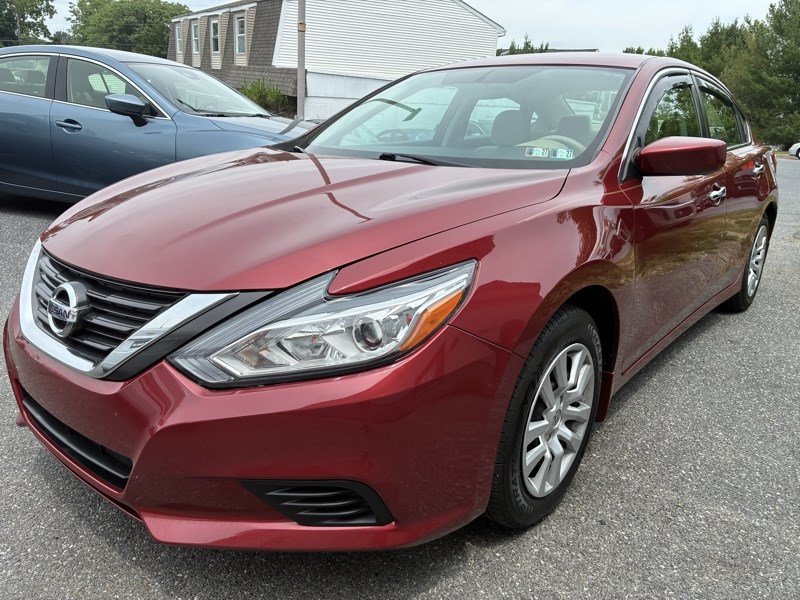 Used 2017 Nissan Altima 2.5 S w/ Power Driver Seat Package FWD image 1