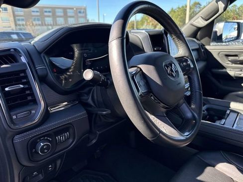 Used 2024 RAM 1500 Limited w/ Body Color Bumper Group image 10