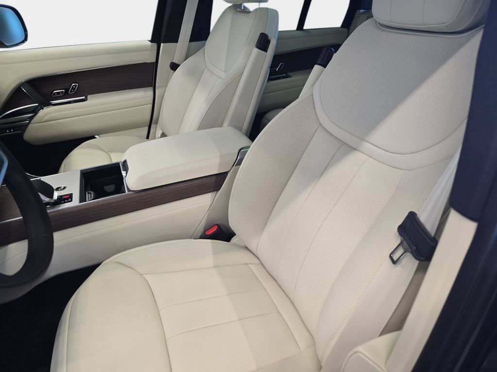 New 2026 Land Rover Range Rover SE AWD/4WD image 12