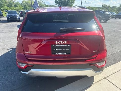Certified 2025 Kia Niro LX FWD image 5