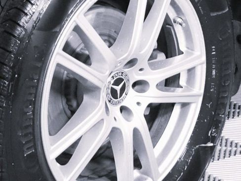 Certified 2026 Mercedes-Benz GLC 300 4MATIC image 7