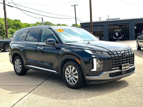 Used 2025 Hyundai Palisade SEL FWD image 10