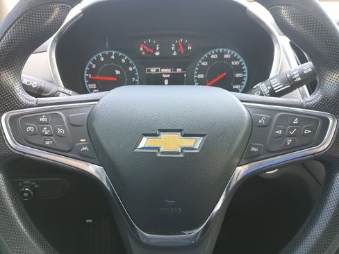 Used 2020 Chevrolet Equinox LS w/ LS Convenience Package image 17