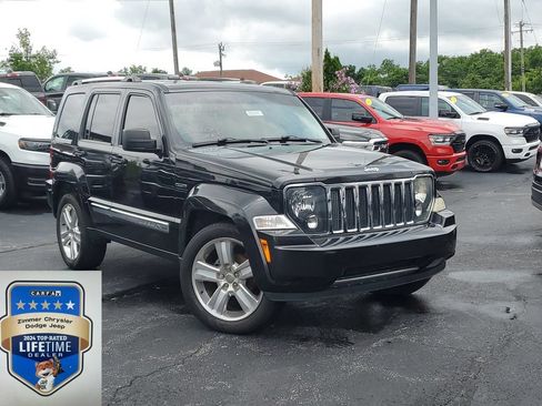 Used 2012 Jeep Liberty Limited Jet w/ Comfort/Convenience Group AWD/4WD image 1