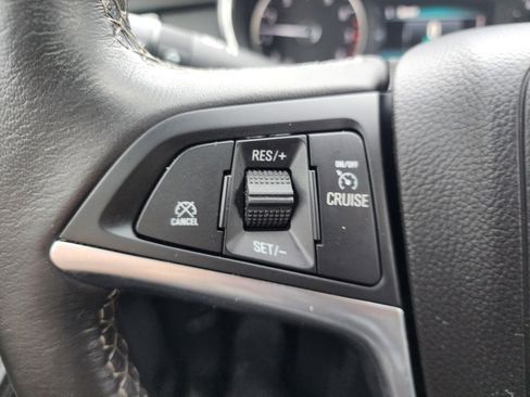 Used 2021 Buick Encore Preferred image 26