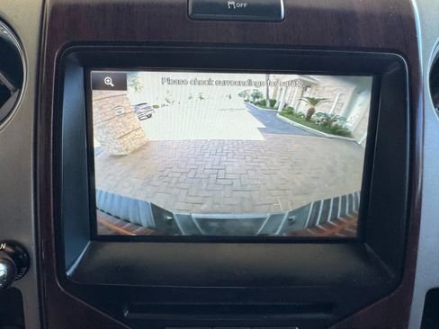 Used 2014 Ford F150 King Ranch image 28