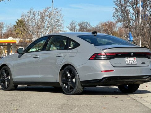 Used 2024 Honda Accord Sport image 6