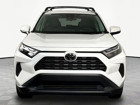 Used 2024 Toyota RAV4 XLE AWD/4WD image 2