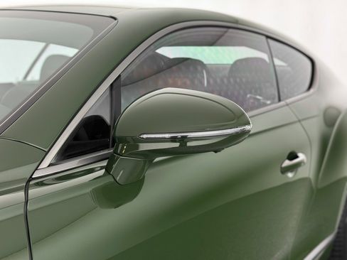 Used 2025 Bentley Continental GT Speed image 39