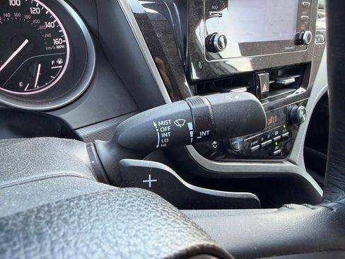 Used 2023 Toyota Camry SE w/ Convenience Package FWD image 13