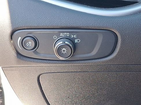 Used 2025 Chevrolet Malibu LT FWD image 20