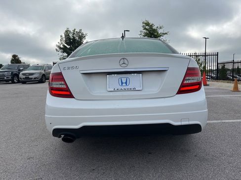 Used 2013 Mercedes-Benz C 250 Sedan image 5