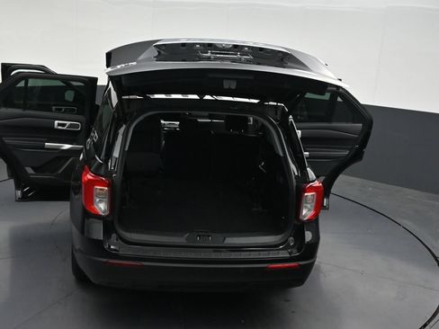 Used 2021 Ford Explorer XLT RWD image 36