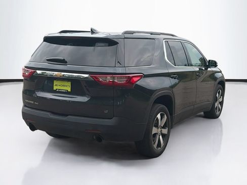 Used 2020 Chevrolet Traverse LT w/ LT Premium Package AWD/4WD image 5